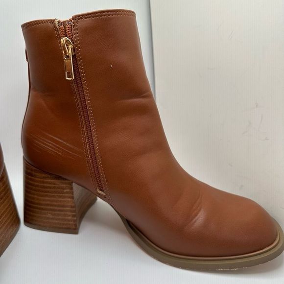 CUSHIONAIRE Women's Dante block heel dress boot +Memory Foam 8.5 TAN - Picture 6 of 8